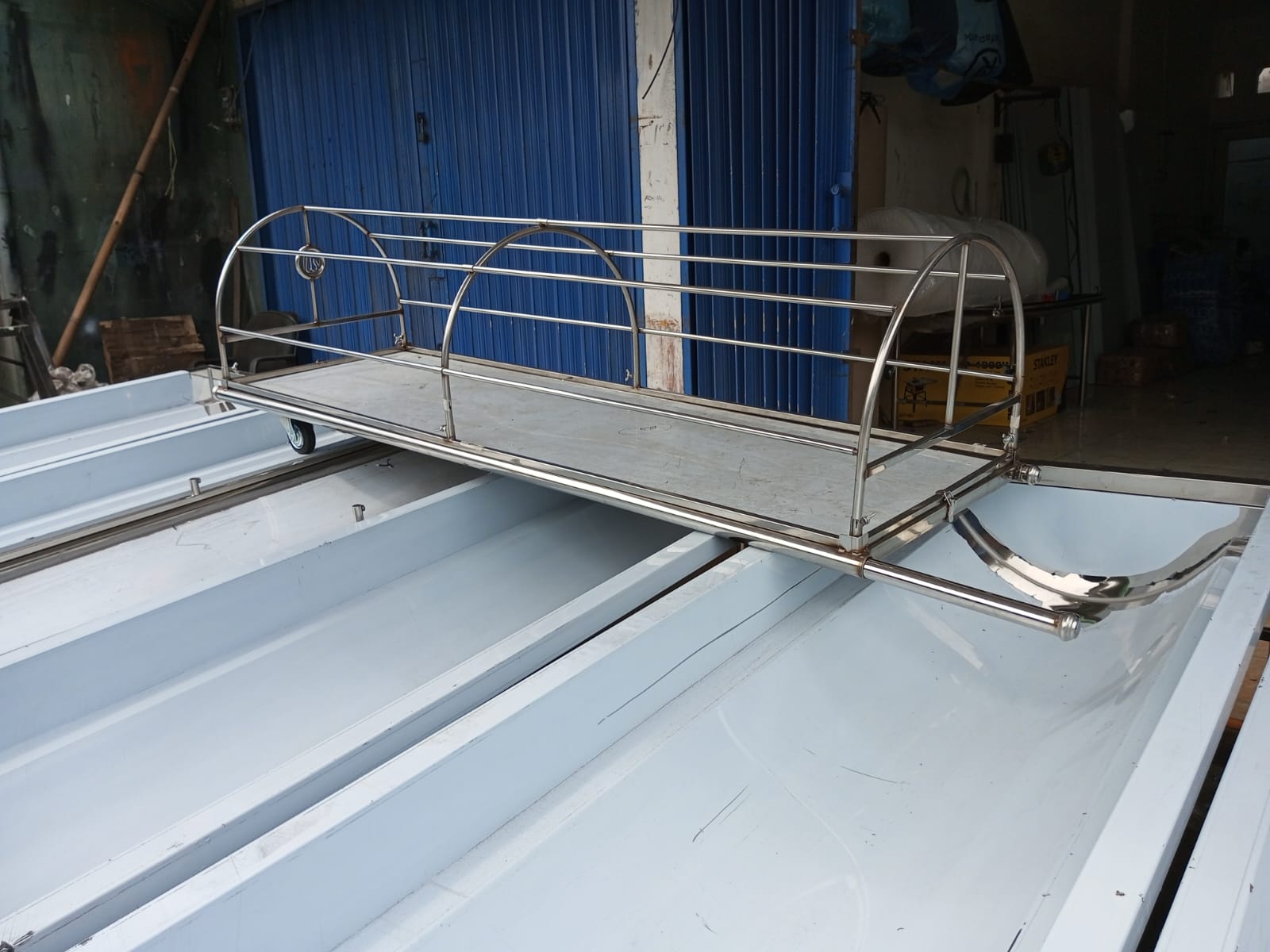 Pabrik Keranda Mayat Di Bandung